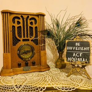 Vintage Thomas AM/FM Radio/Cassette Player